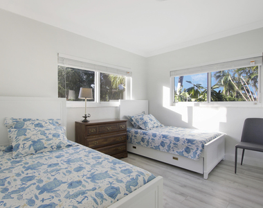 466 Tequesta Drive - Photo Thumbnail 10