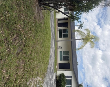 1151 Ne 26th Avenue - Photo Thumbnail 11