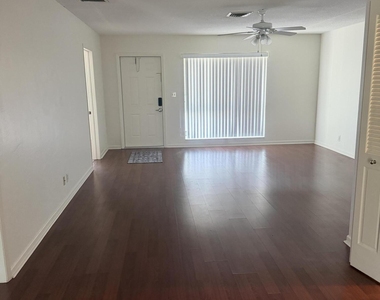 1151 Ne 26th Avenue - Photo Thumbnail 5