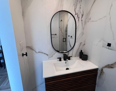 1211 Ne 15th Avenue - Photo Thumbnail 9