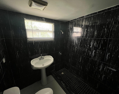 8269 Nw 1st Place - Photo Thumbnail 7