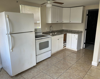 8269 Nw 1st Place - Photo Thumbnail 2