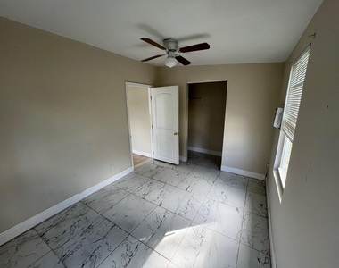 8269 Nw 1st Place - Photo Thumbnail 5