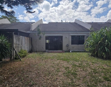 5161 Nw 11th Lane - Photo Thumbnail 22