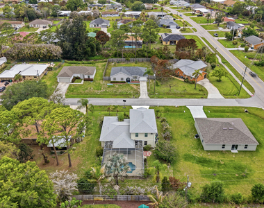 1707 Se Manth Lane - Photo Thumbnail 30