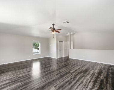 1707 Se Manth Lane - Photo Thumbnail 39