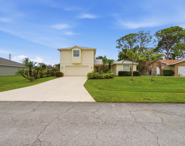1707 Se Manth Lane - Photo Thumbnail 33