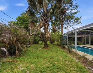 1707 Se Manth Lane - Photo Thumbnail 20