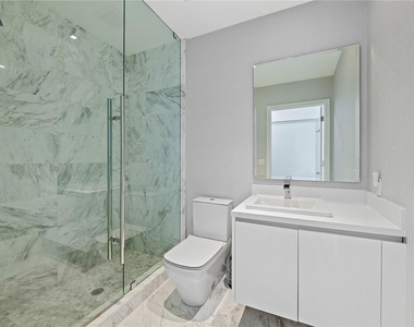 701 N Fort Lauderdale Beach Boulevard - Photo Thumbnail 14