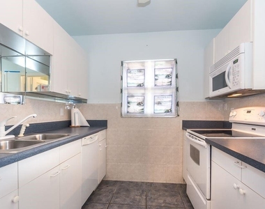 1315 Bayshore Drive - Photo Thumbnail 7