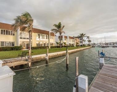 1315 Bayshore Drive - Photo Thumbnail 1