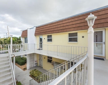1315 Bayshore Drive - Photo Thumbnail 14