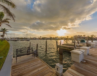 1315 Bayshore Drive - Photo Thumbnail 15