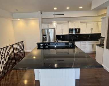 10440 Sw Stephanie Way - Photo Thumbnail 12