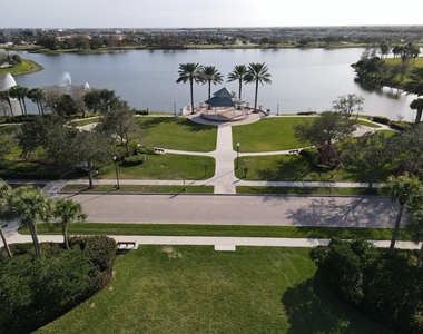 10440 Sw Stephanie Way - Photo Thumbnail 32