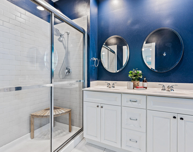 116 Caravelle Drive - Photo Thumbnail 21