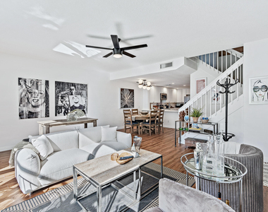 116 Caravelle Drive - Photo Thumbnail 5