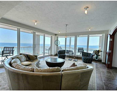 2200 S Ocean Lane - Photo Thumbnail 7
