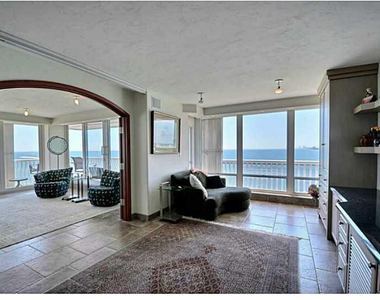 2200 S Ocean Lane - Photo Thumbnail 10