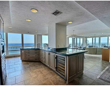 2200 S Ocean Lane - Photo Thumbnail 8