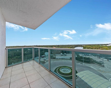 2641 N Flamingo Road - Photo Thumbnail 18