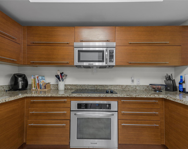 2641 N Flamingo Road - Photo Thumbnail 2