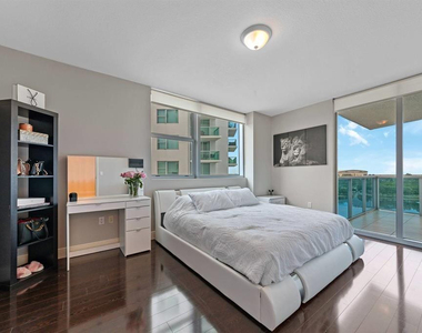 2641 N Flamingo Road - Photo Thumbnail 6
