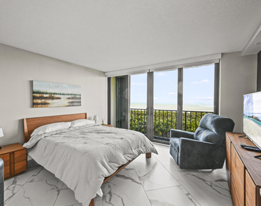 9650 S Ocean Drive - Photo Thumbnail 11