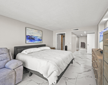 9650 S Ocean Drive - Photo Thumbnail 9