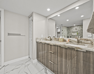9650 S Ocean Drive - Photo Thumbnail 25