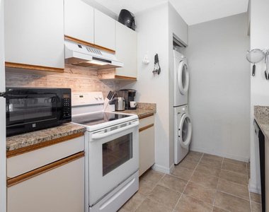 6537 Se Federal Highway - Photo Thumbnail 8