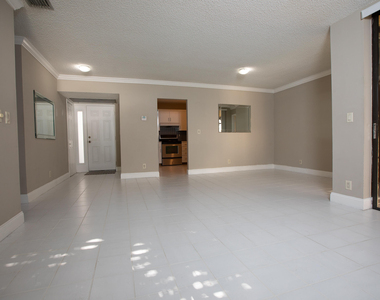 2738 S Carambola Circle S - Photo Thumbnail 13
