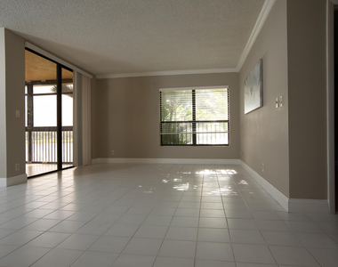 2738 S Carambola Circle S - Photo Thumbnail 10