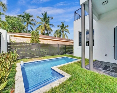 1220 Ne 15th Avenue - Photo Thumbnail 33
