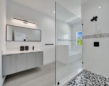 1220 Ne 15th Avenue - Photo Thumbnail 28
