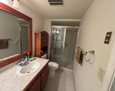 105 E Wellington - Photo Thumbnail 5