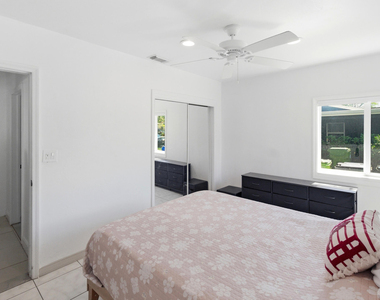 1234 Nw 7th Avenue - Photo Thumbnail 15