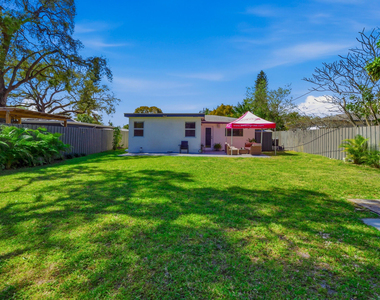 1234 Nw 7th Avenue - Photo Thumbnail 12