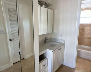 3601 Ne 170th Street - Photo Thumbnail 14