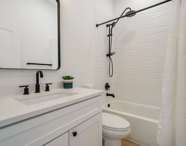 1248 N Harbor Drive - Photo Thumbnail 41