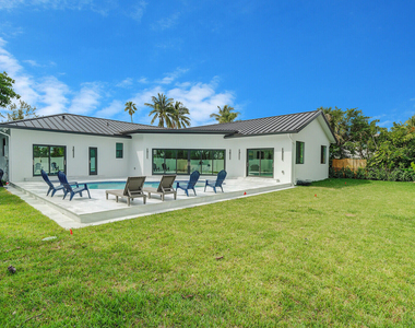 1248 N Harbor Drive - Photo Thumbnail 46