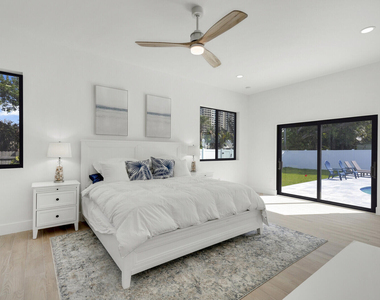 1248 N Harbor Drive - Photo Thumbnail 27