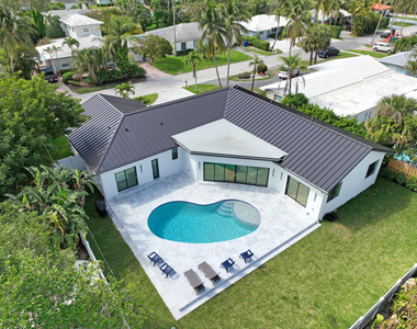 1248 N Harbor Drive - Photo Thumbnail 54