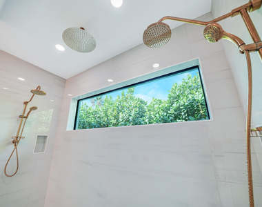 1248 N Harbor Drive - Photo Thumbnail 33
