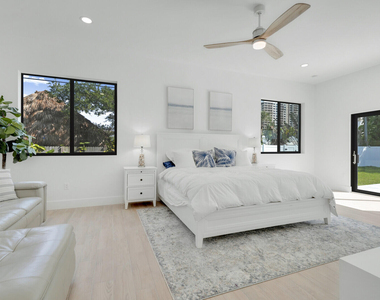 1248 N Harbor Drive - Photo Thumbnail 34