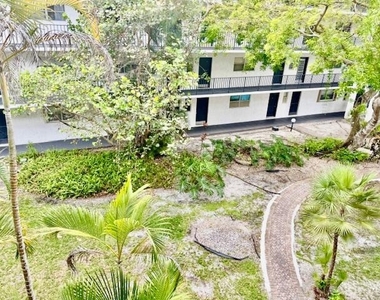 3300 Spanish Moss Terrace - Photo Thumbnail 4