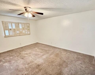 3300 Spanish Moss Terrace - Photo Thumbnail 13