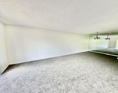 3300 Spanish Moss Terrace - Photo Thumbnail 9