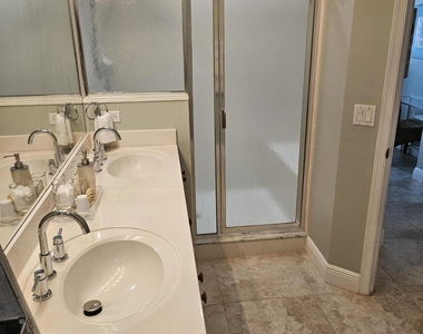 8227 Mulligan Circle - Photo Thumbnail 12