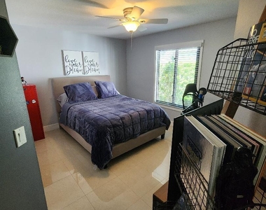 3760 Nw 19th Street - Photo Thumbnail 13